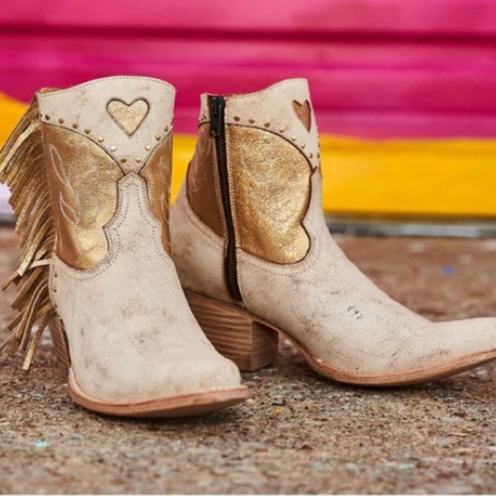 Like New Old Gringo Leylani Snip Toe Western boot 8.5